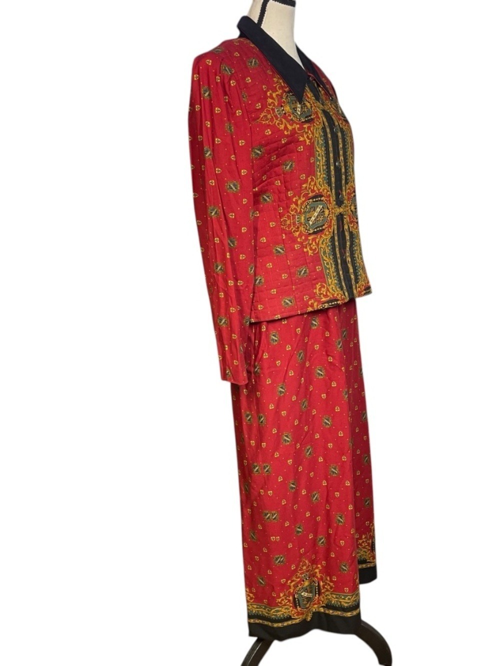 Donna Morgan Skirt Set - Picture 2 of 3